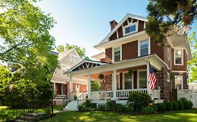 Three Daughters Inn